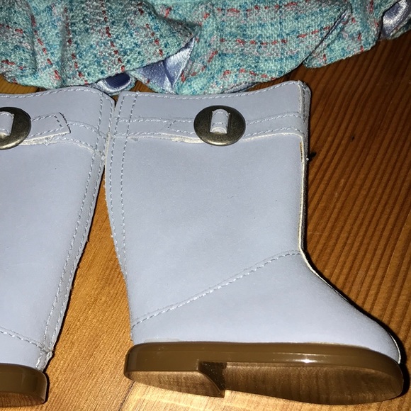 Retired American Girl Sightseeing Outfit in box - Picture 5 of 8